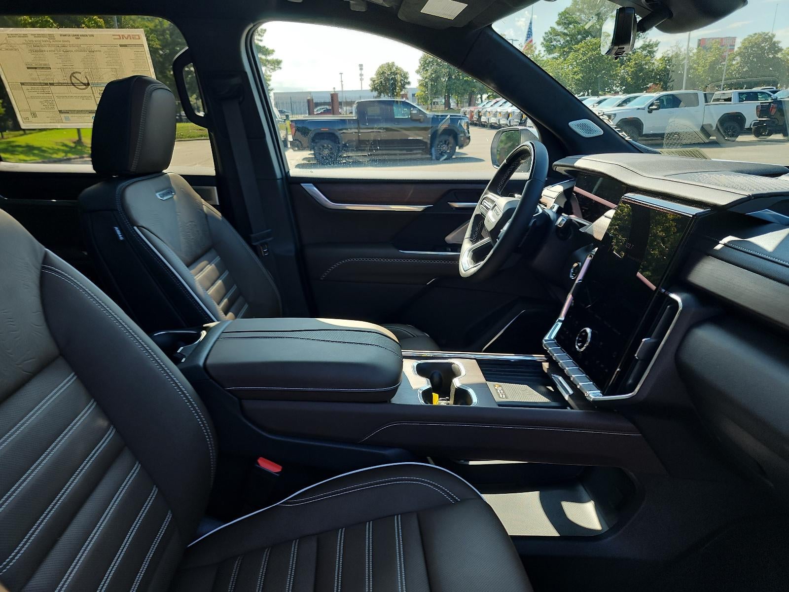 2027 GMC Acadia FWD Denali Ultimate
