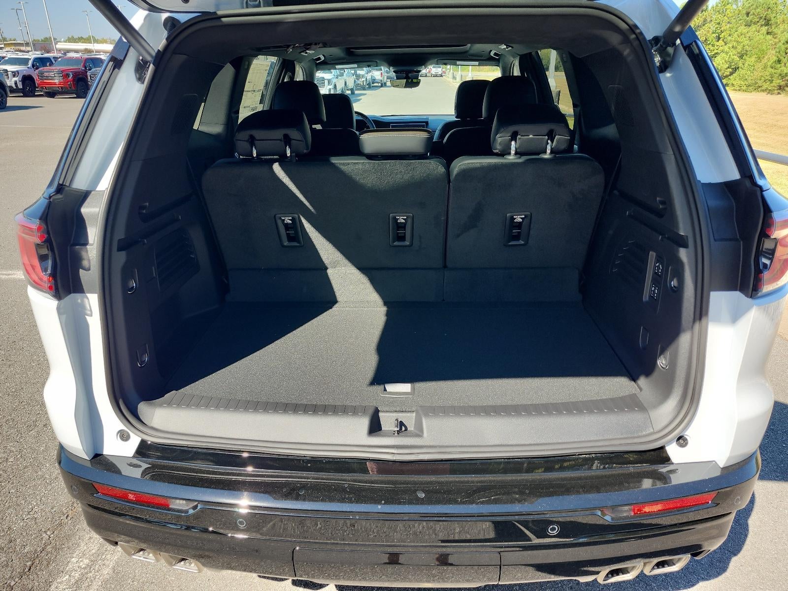 2027 GMC Acadia FWD Denali Ultimate