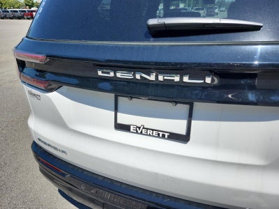 2026 GMC Acadia FWD Denali Ultimate