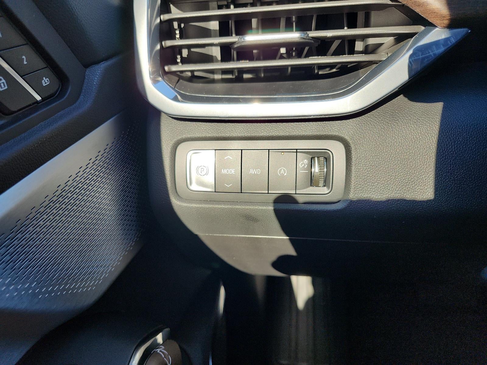 2026 GMC Acadia AWD Denali Ultimate