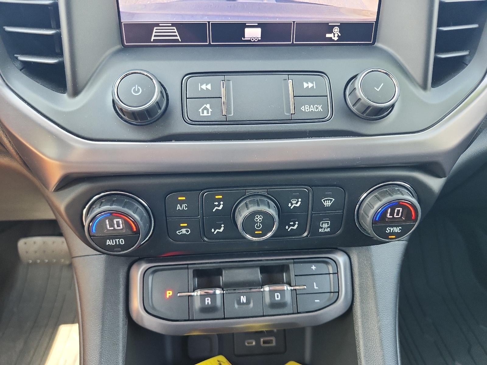 2020 GMC Acadia AT4