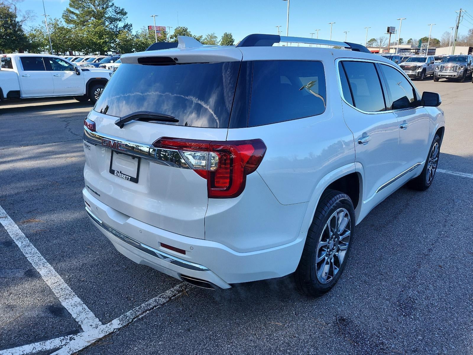 2020 GMC Acadia Denali