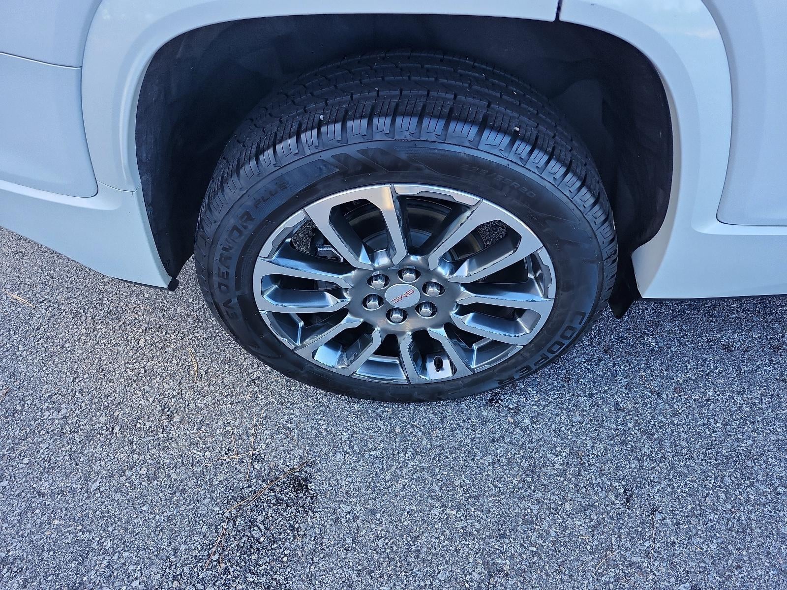 2020 GMC Acadia Denali