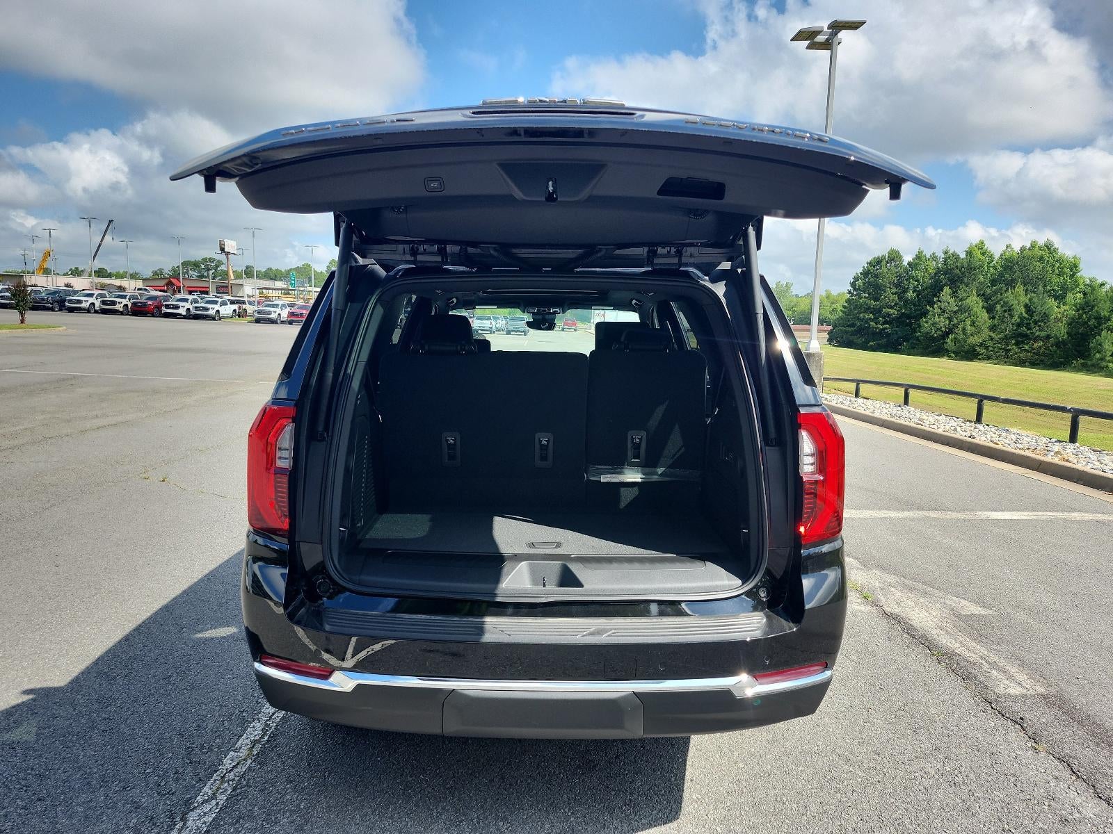 2026 GMC Yukon 2WD 4dr Elevation