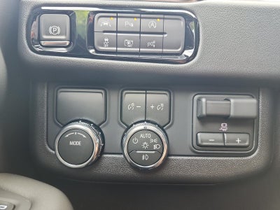 2026 GMC Yukon 2WD 4dr Elevation
