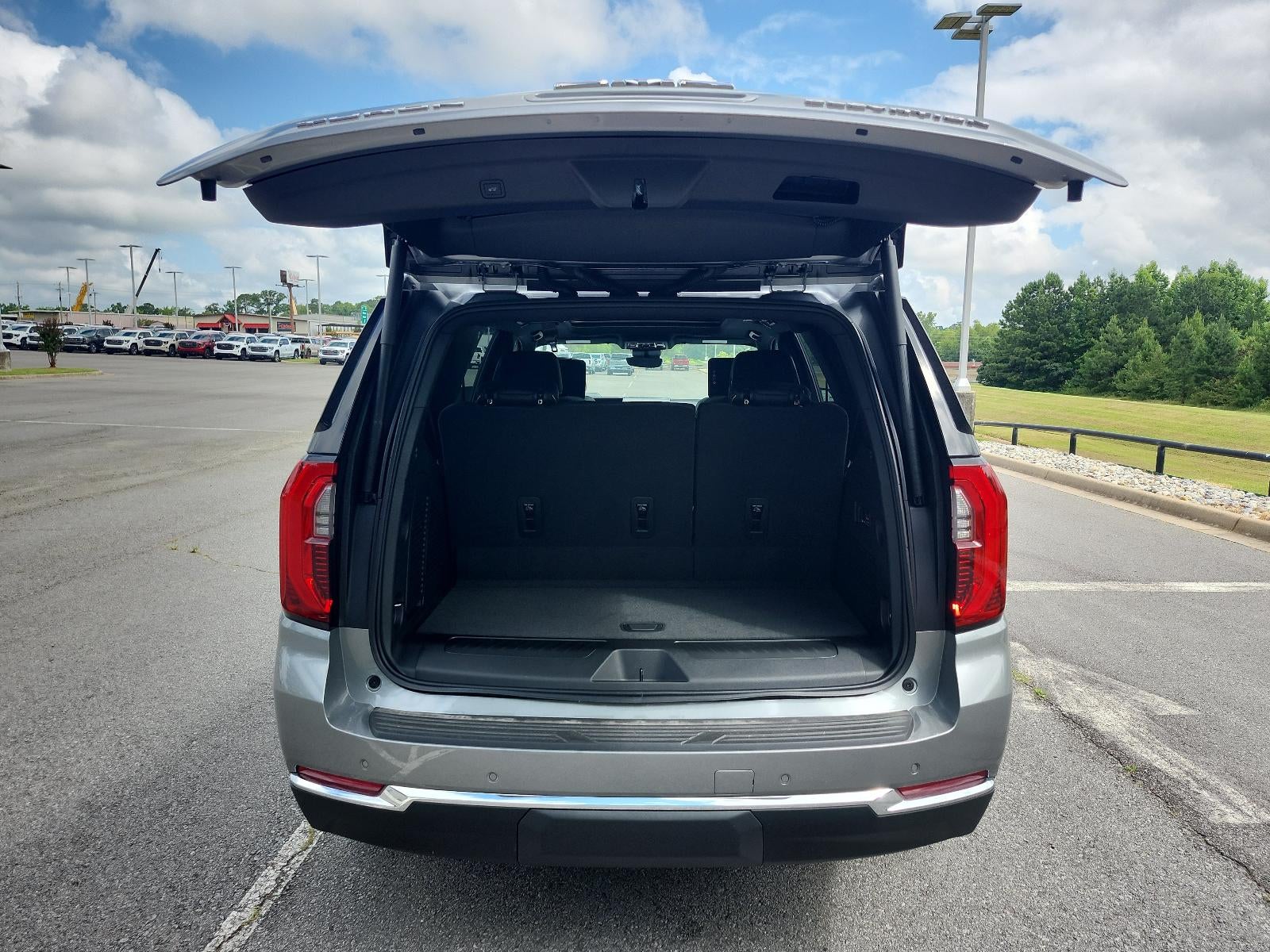 2026 GMC Yukon 2WD 4dr Elevation