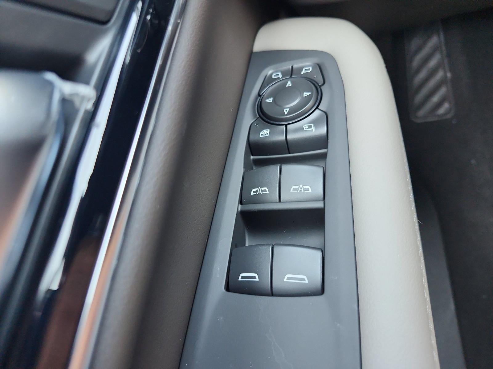 2027 GMC Yukon 2WD 4dr Elevation