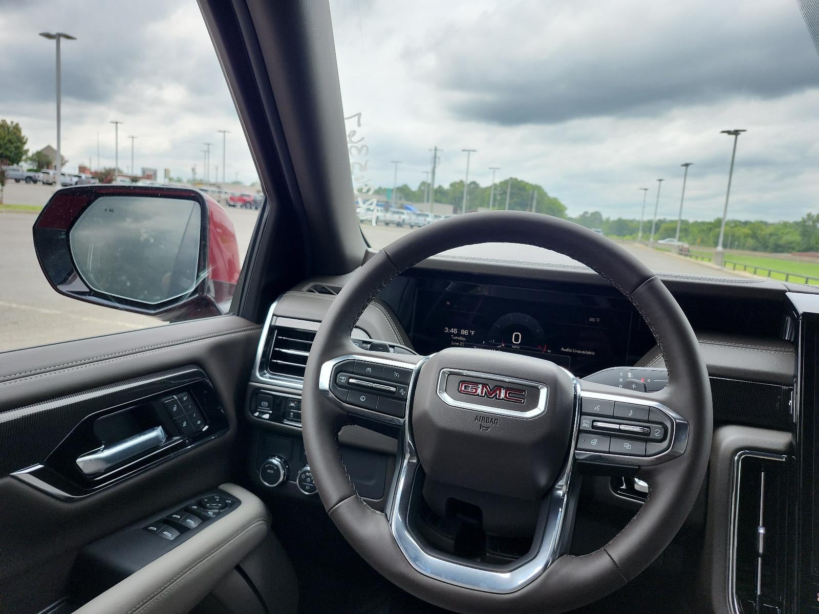 2026 GMC Yukon XL Elevation - Photo 10