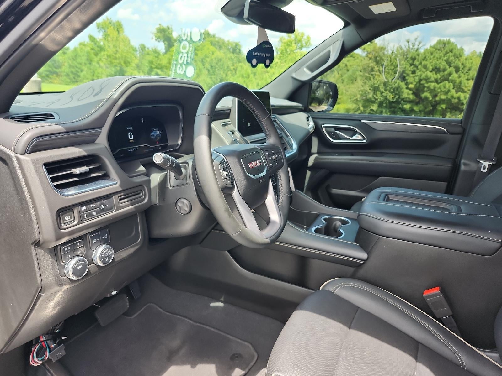 2023 GMC Yukon SLT