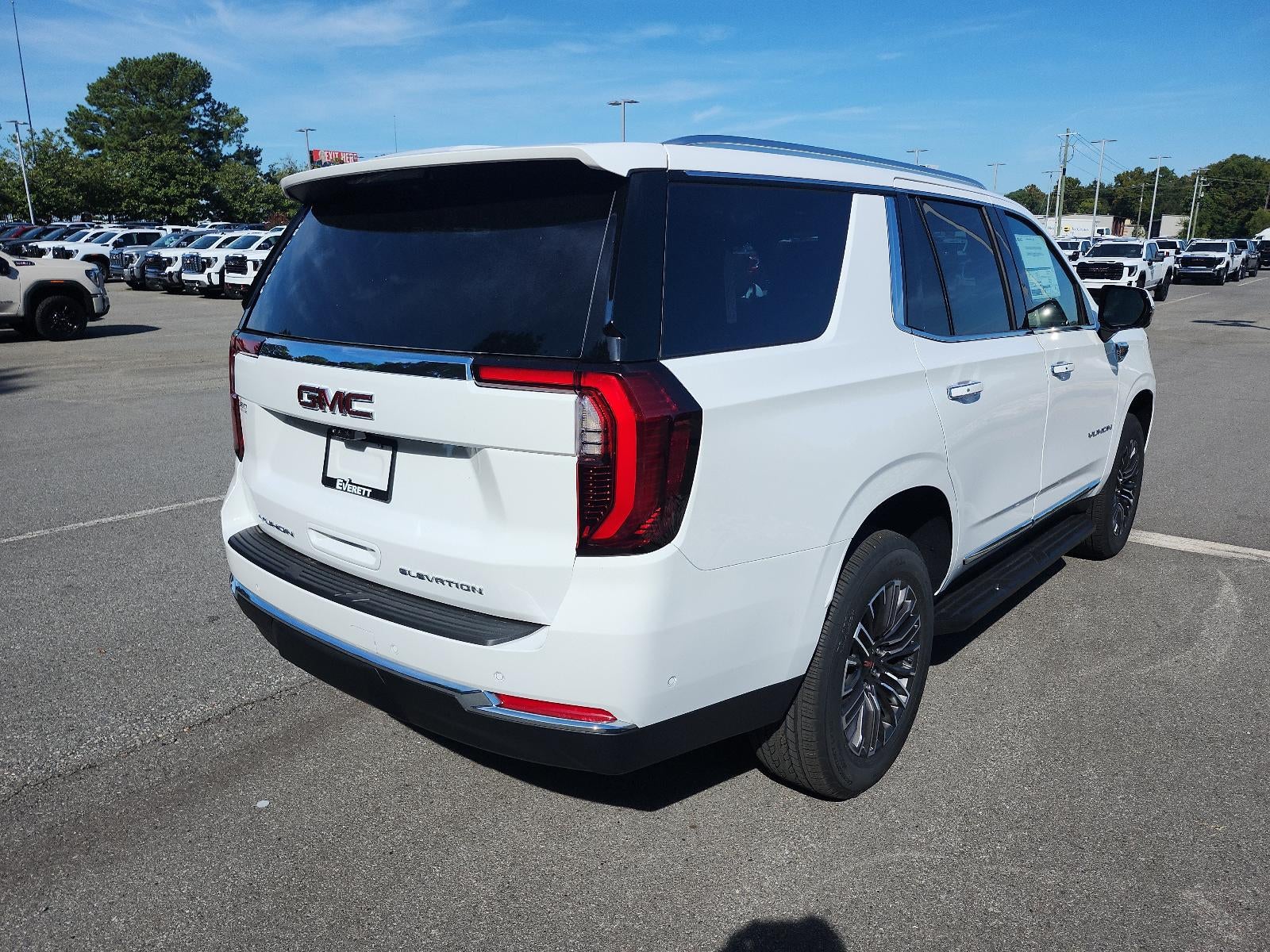 2027 GMC Yukon 4WD 4dr Elevation