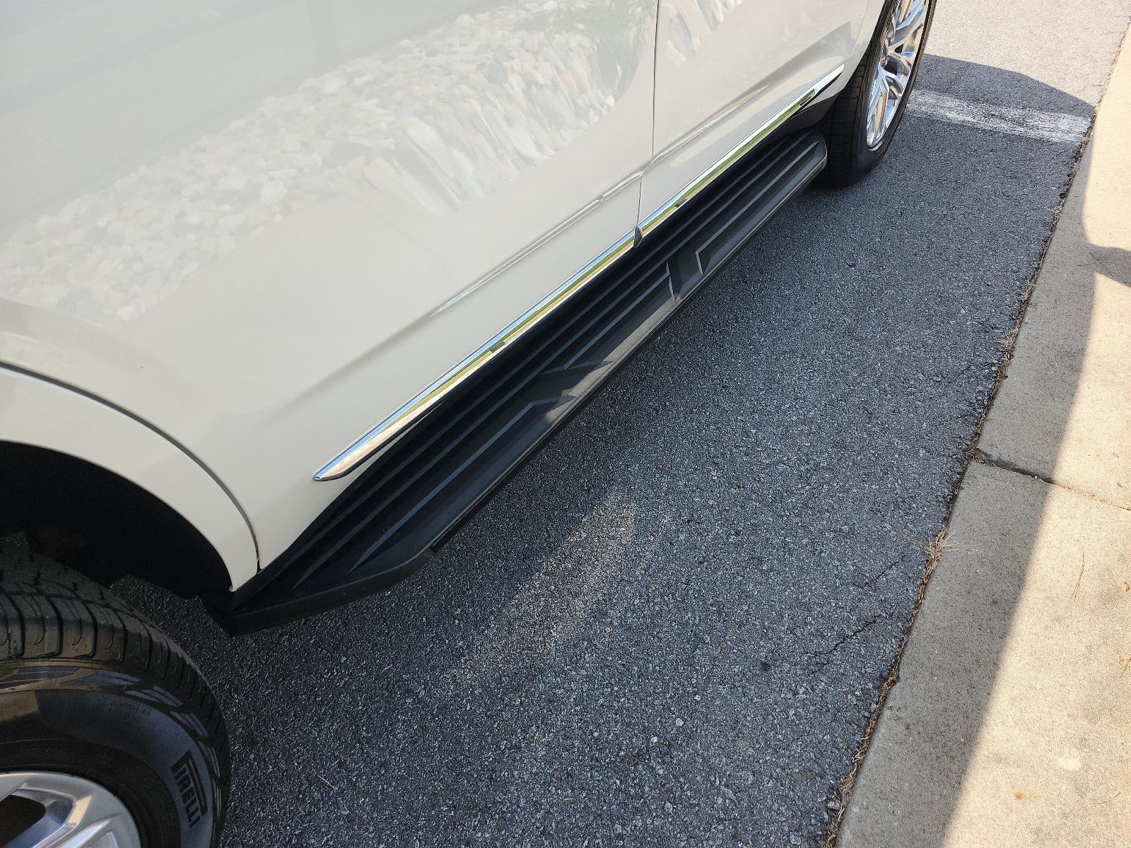 2023 GMC Yukon SLT - Photo 7