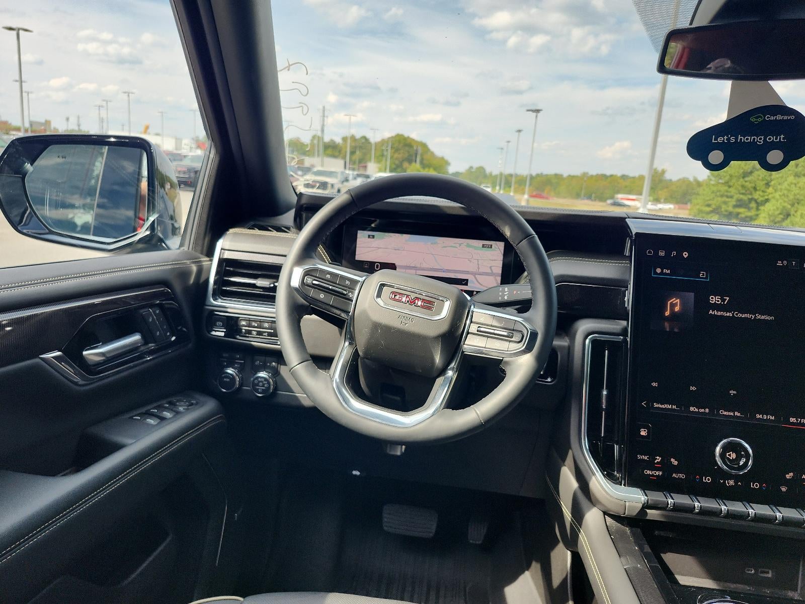 2025 GMC Yukon Elevation - Photo 14