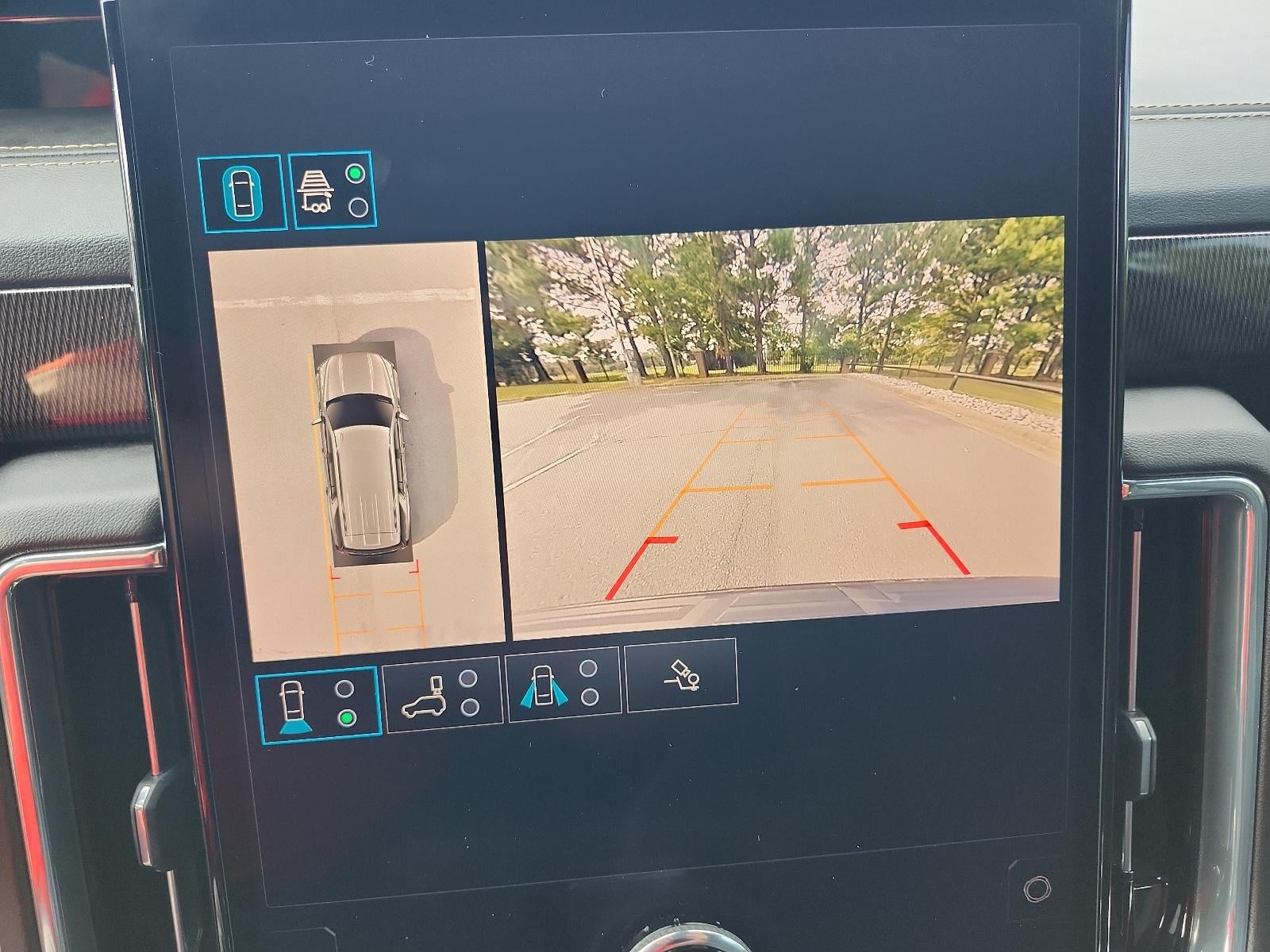 2025 GMC Yukon Elevation - Photo 18
