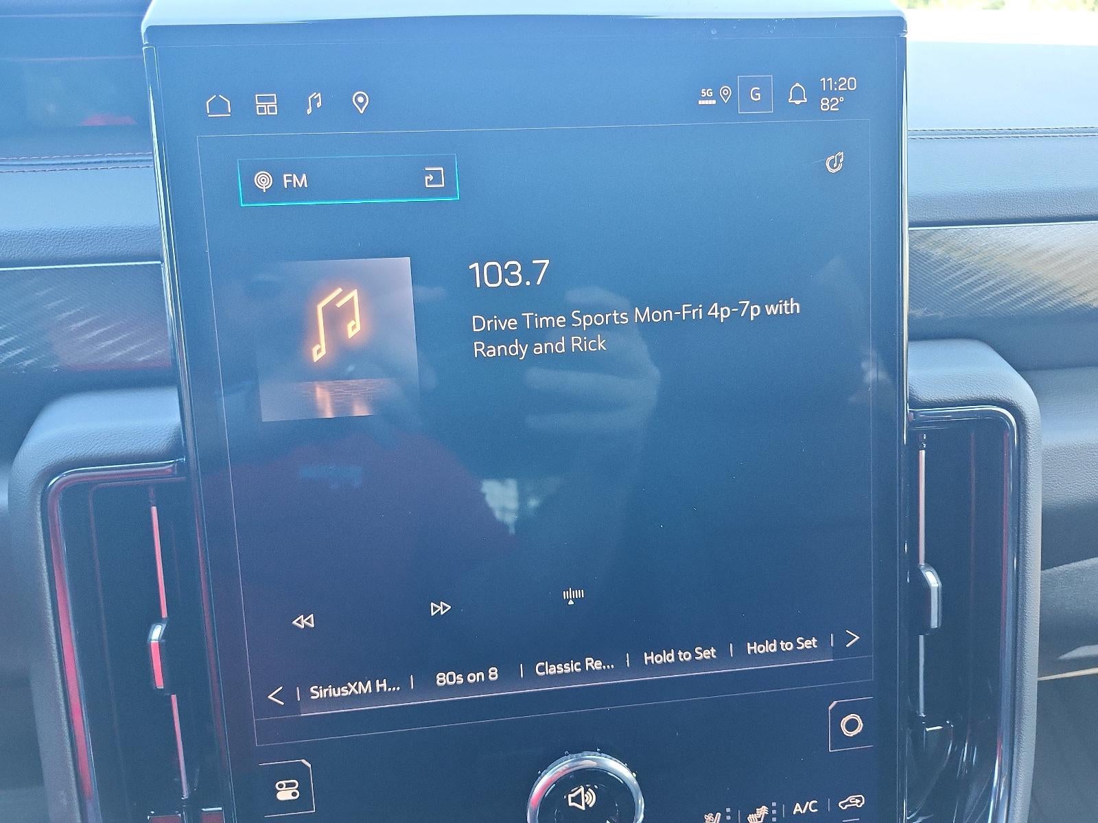 2027 GMC Yukon 4WD 4dr AT4