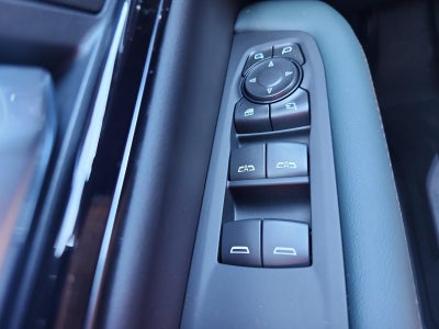 2027 GMC Yukon 4WD 4dr AT4