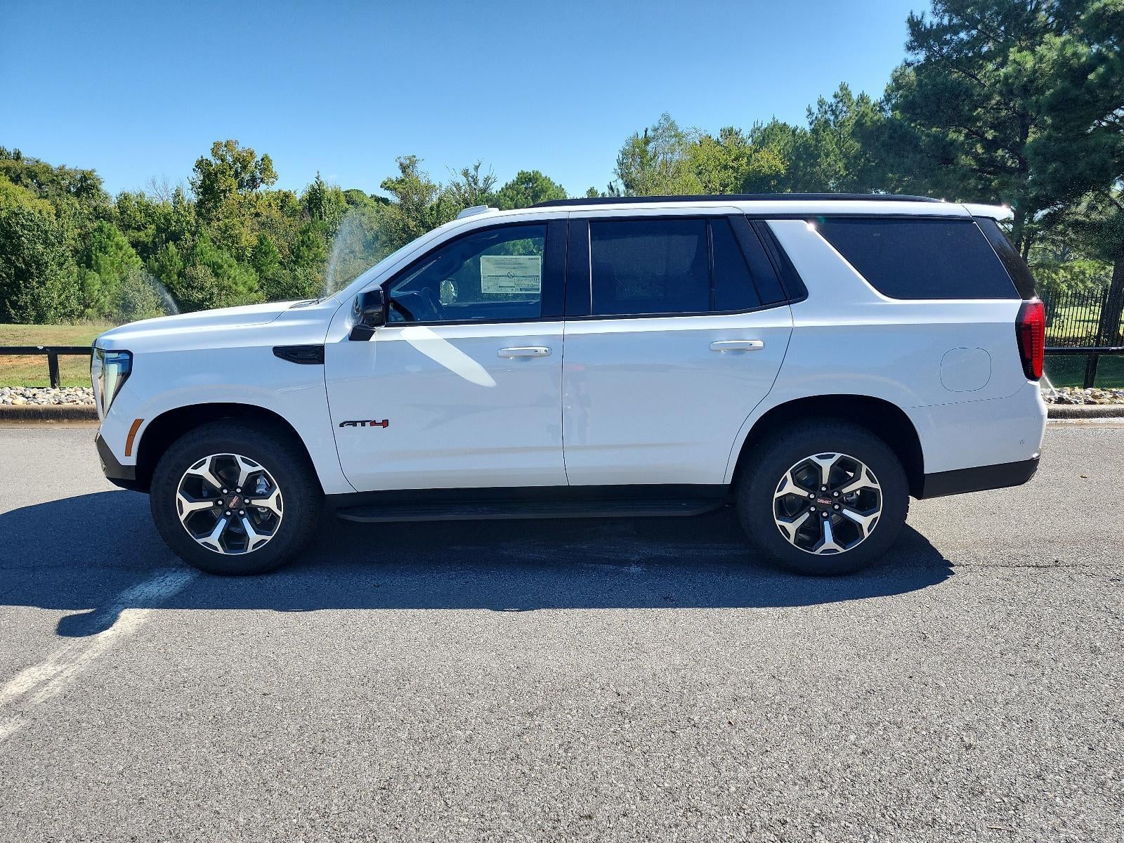 2027 GMC Yukon 4WD 4dr AT4