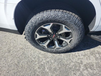 2027 GMC Yukon 4WD 4dr AT4