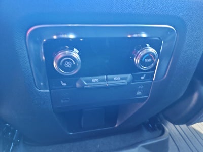 2027 GMC Yukon 4WD 4dr AT4