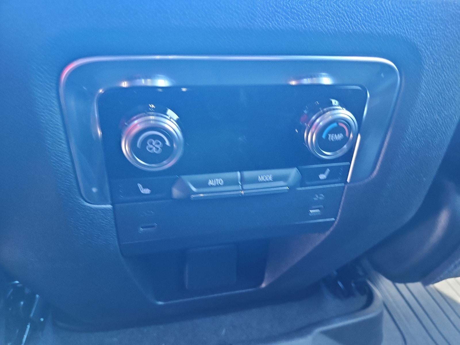 2027 GMC Yukon 4WD 4dr AT4