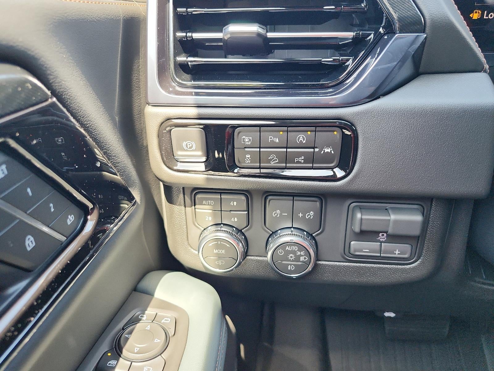 2026 GMC Yukon 4WD 4dr AT4