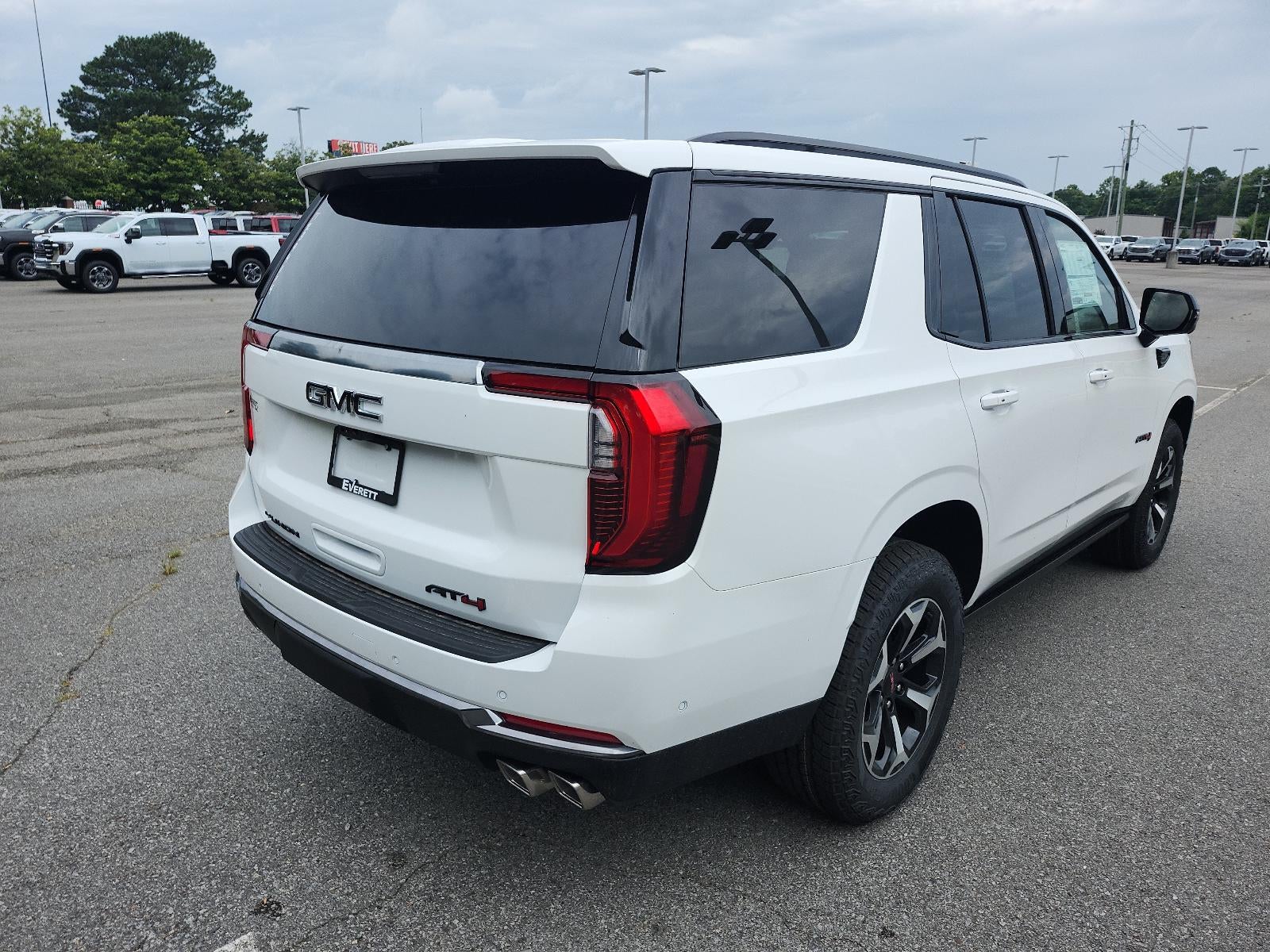2026 GMC Yukon 4WD 4dr AT4