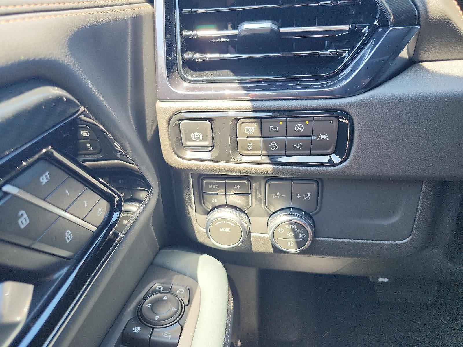 2026 GMC Yukon 4WD 4dr AT4