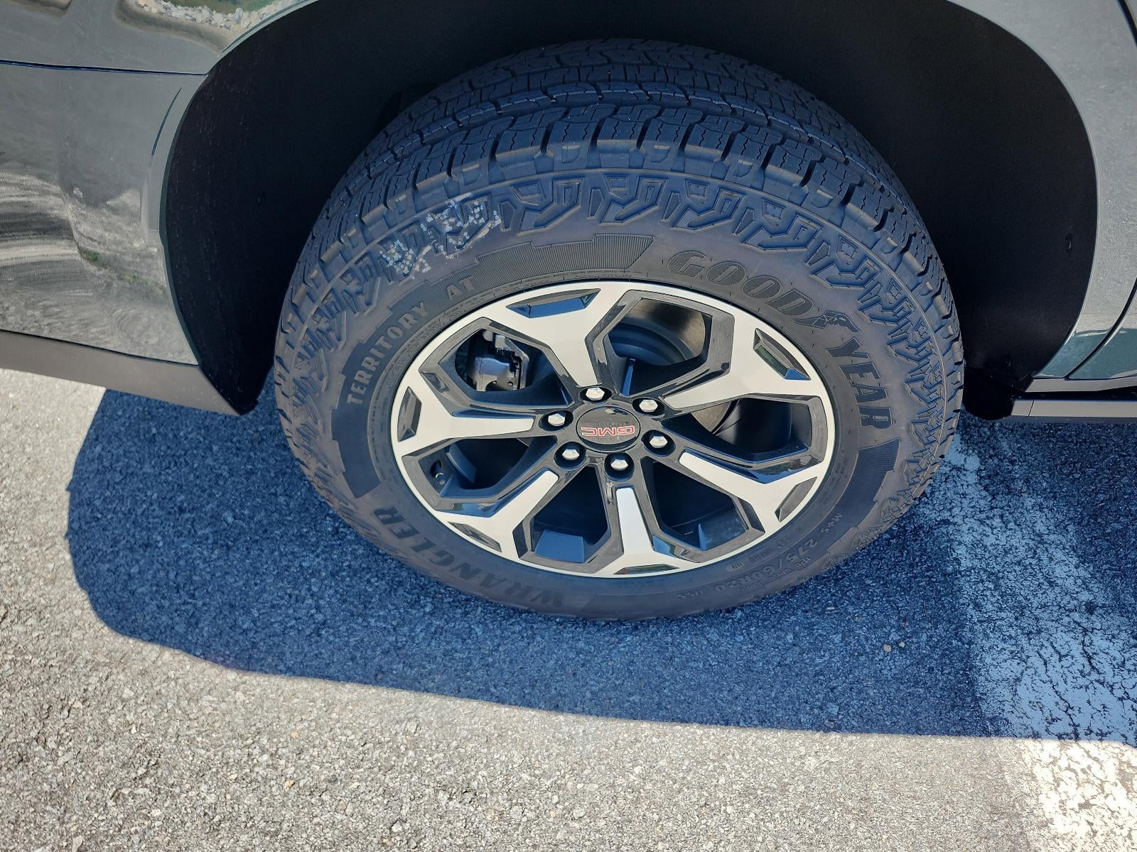 2026 GMC Yukon 4WD 4dr AT4