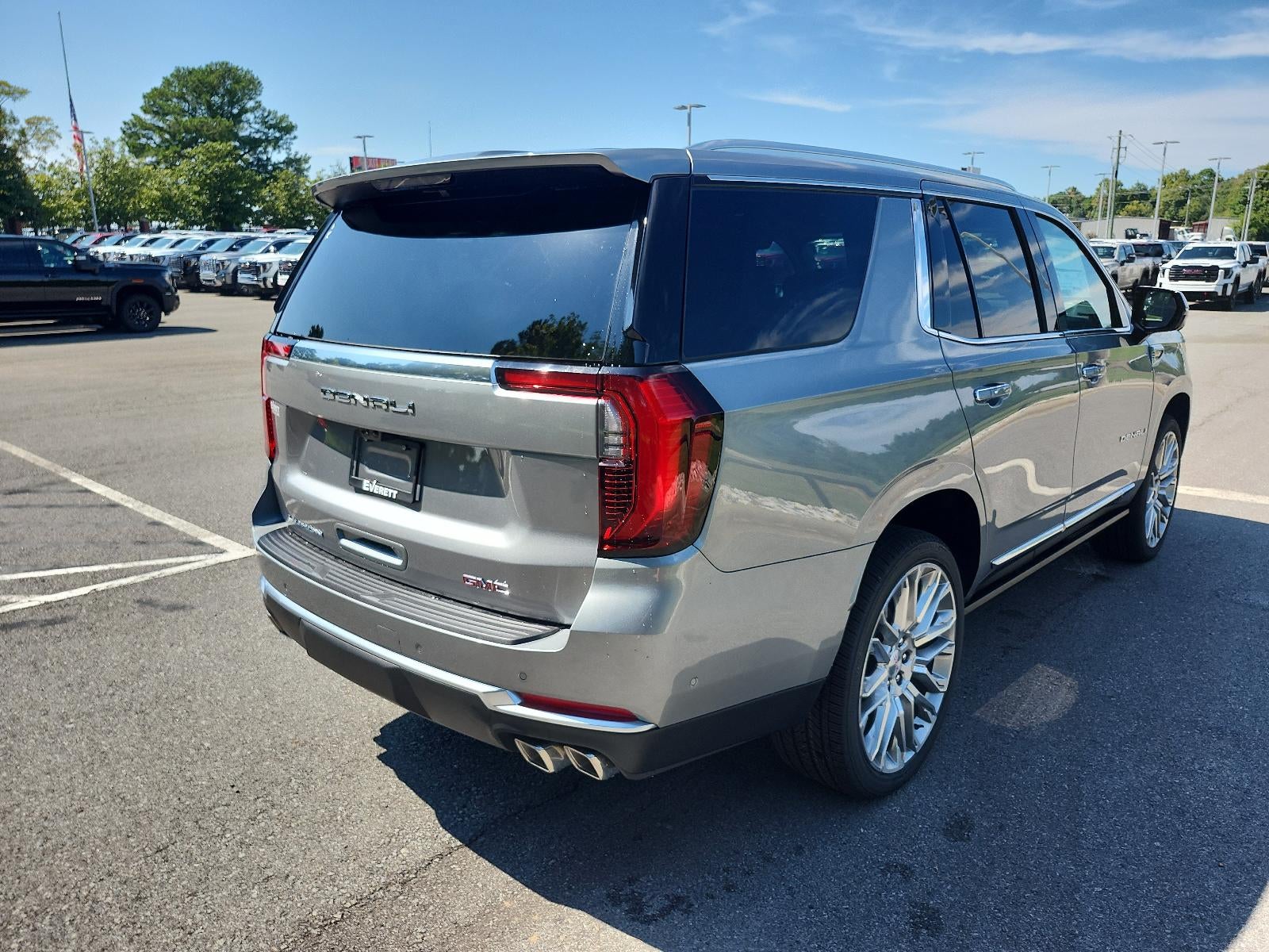 2027 GMC Yukon 4WD 4dr Denali