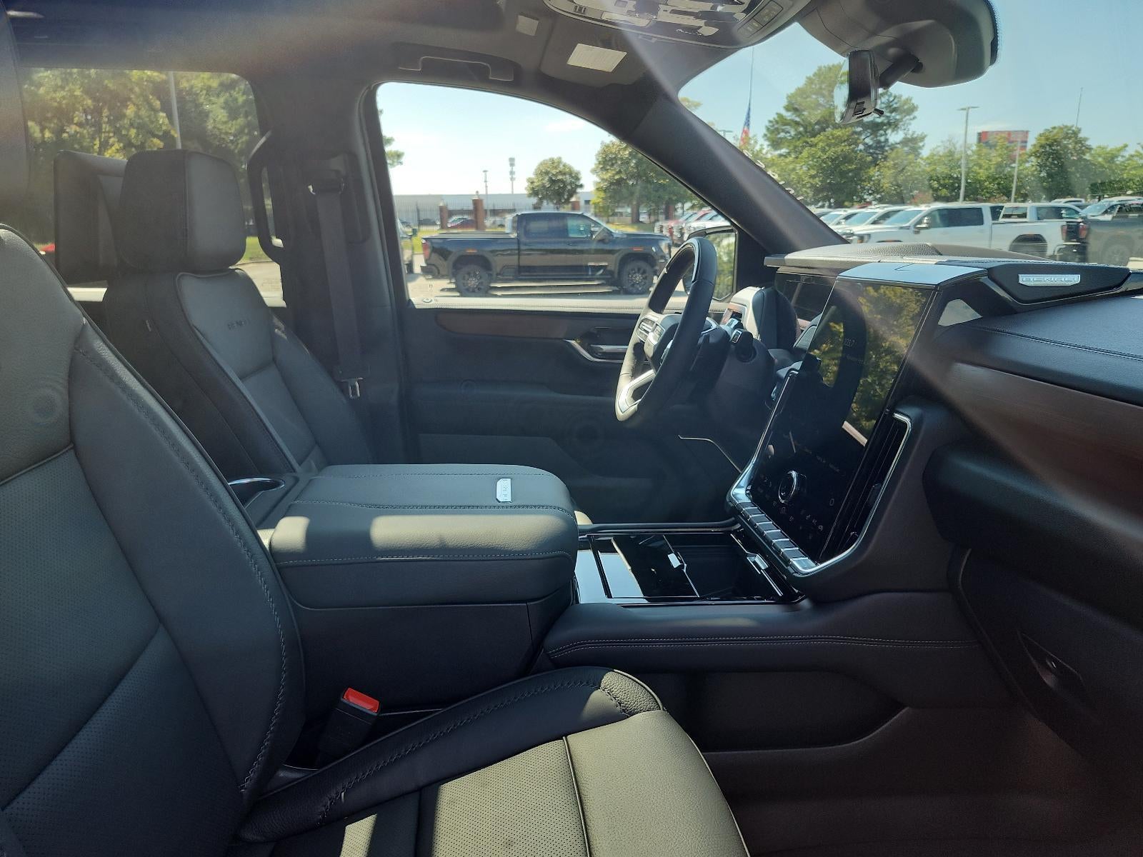 2027 GMC Yukon 4WD 4dr Denali