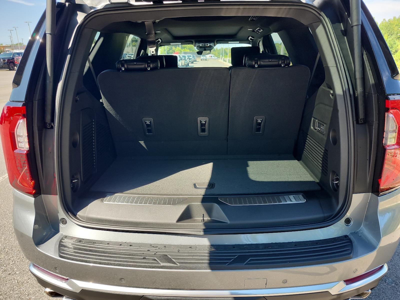 2027 GMC Yukon 4WD 4dr Denali
