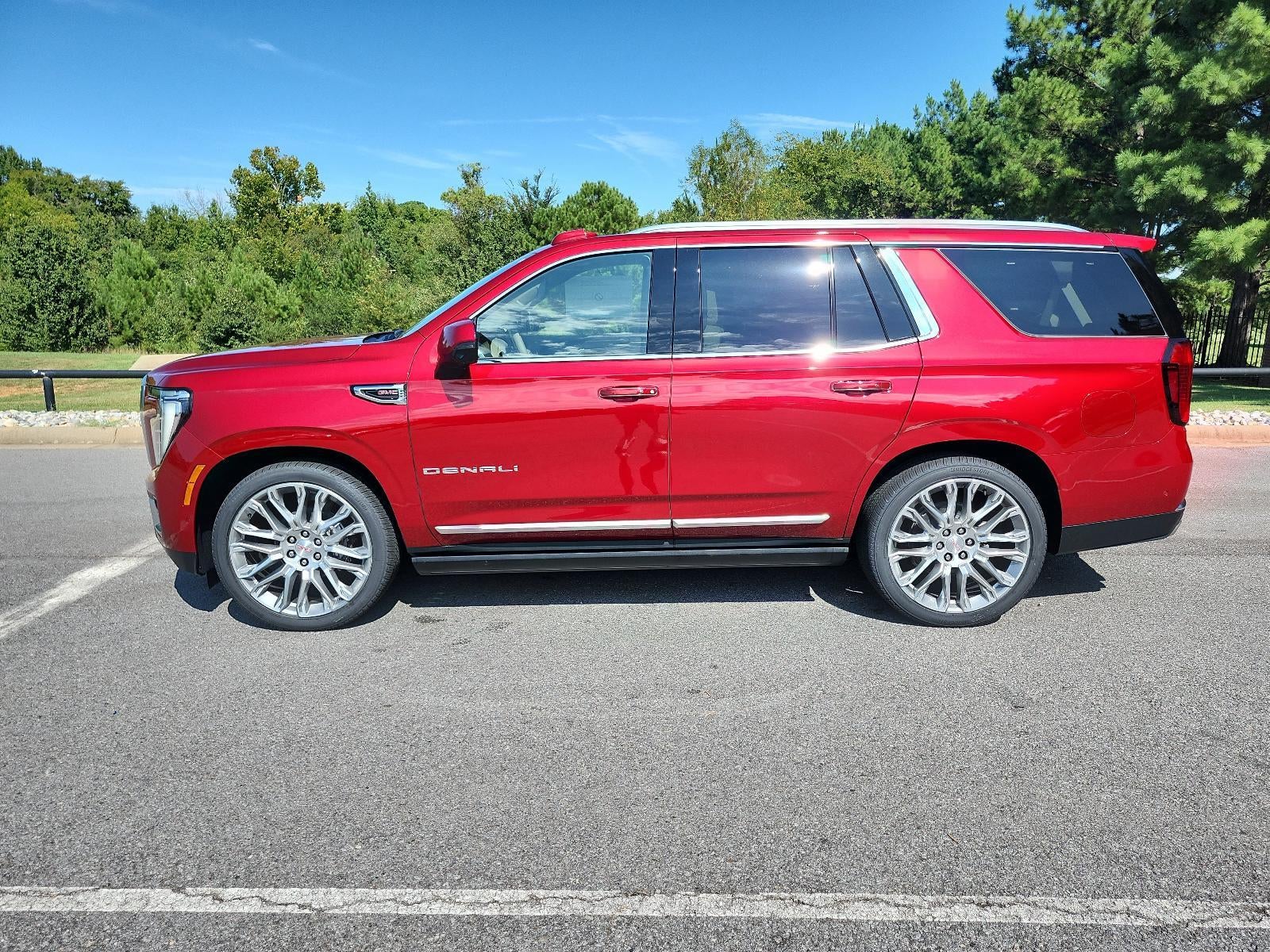 2027 GMC Yukon 4WD 4dr Denali