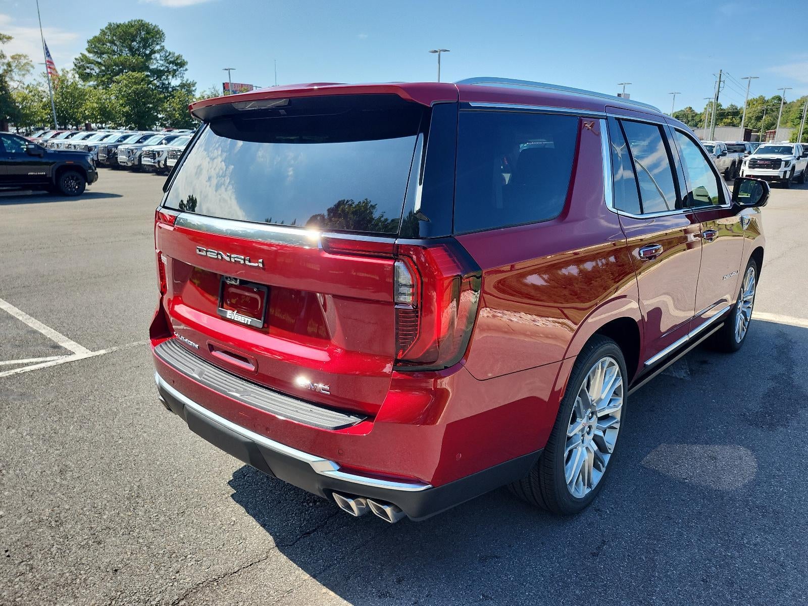 2027 GMC Yukon 4WD 4dr Denali