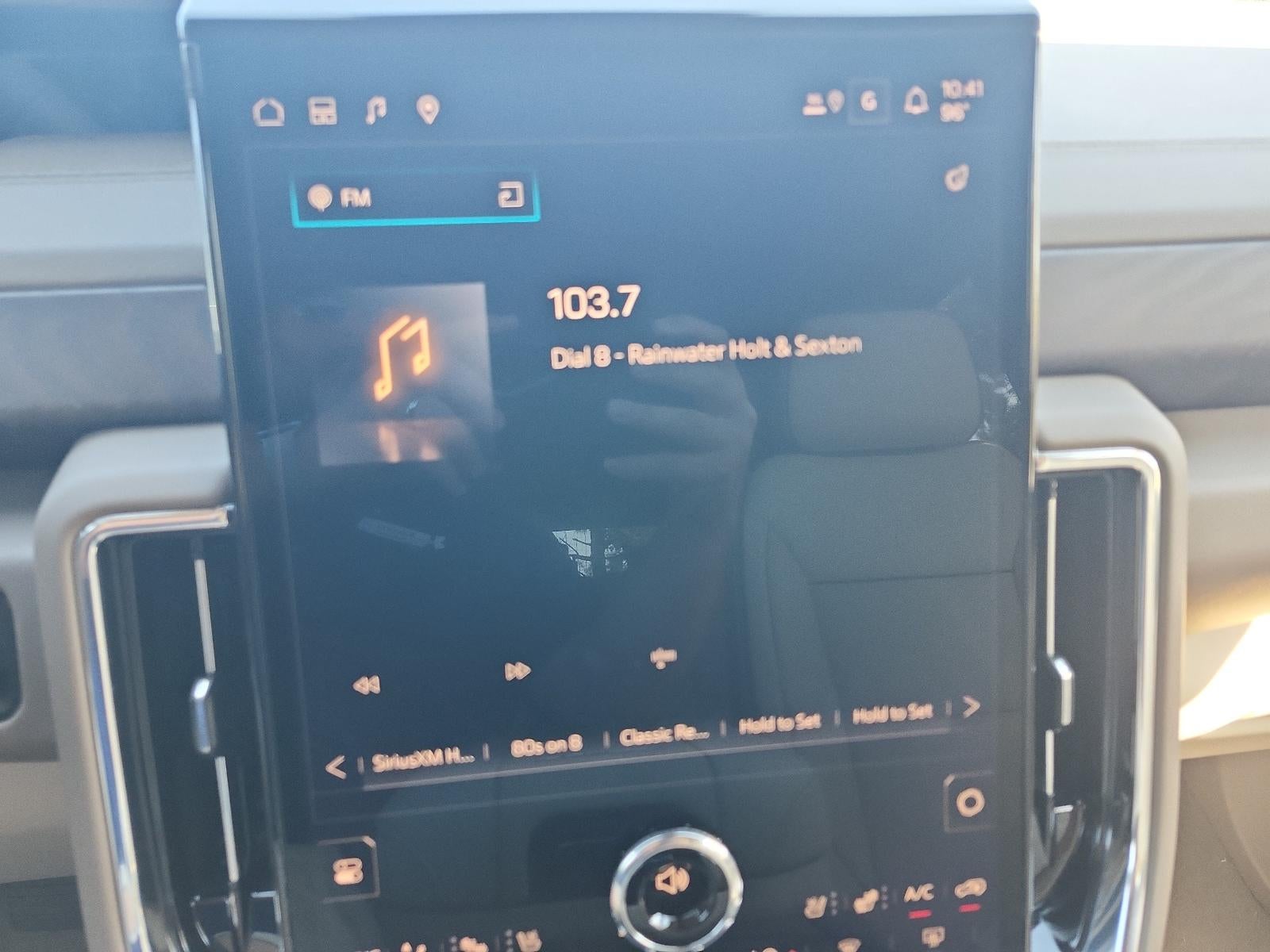 2027 GMC Yukon Denali - Photo 13