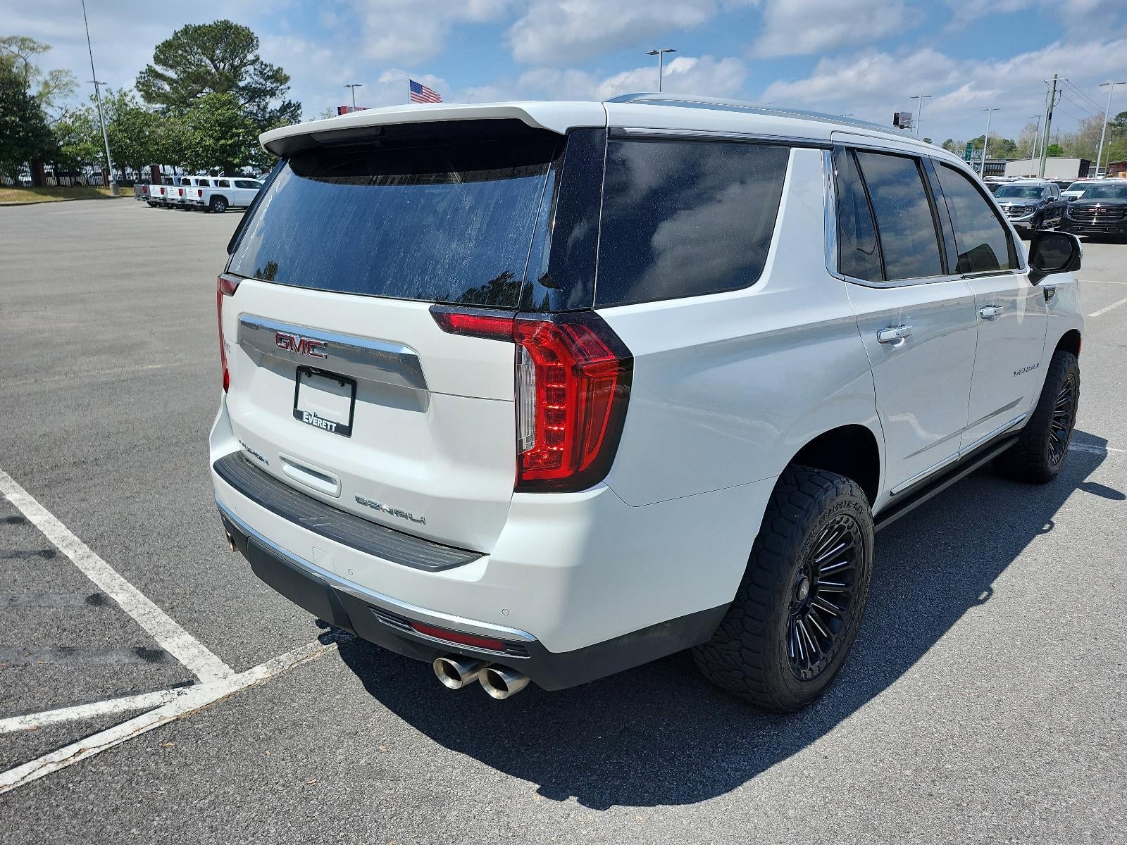 2024 GMC Yukon Denali