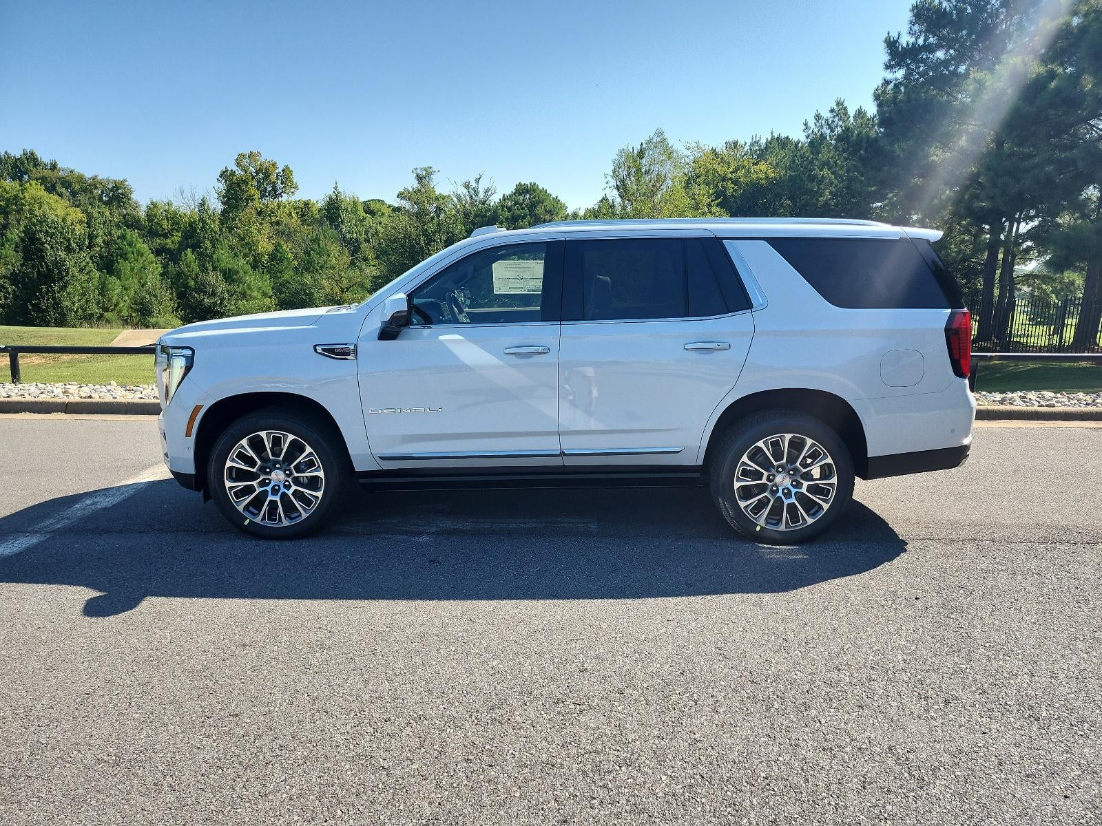 2027 GMC Yukon 4WD 4dr Denali