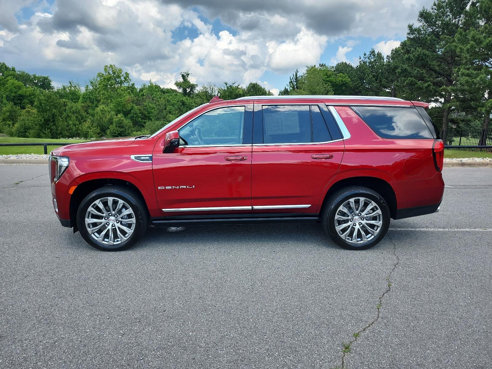 2024 GMC Yukon Denali