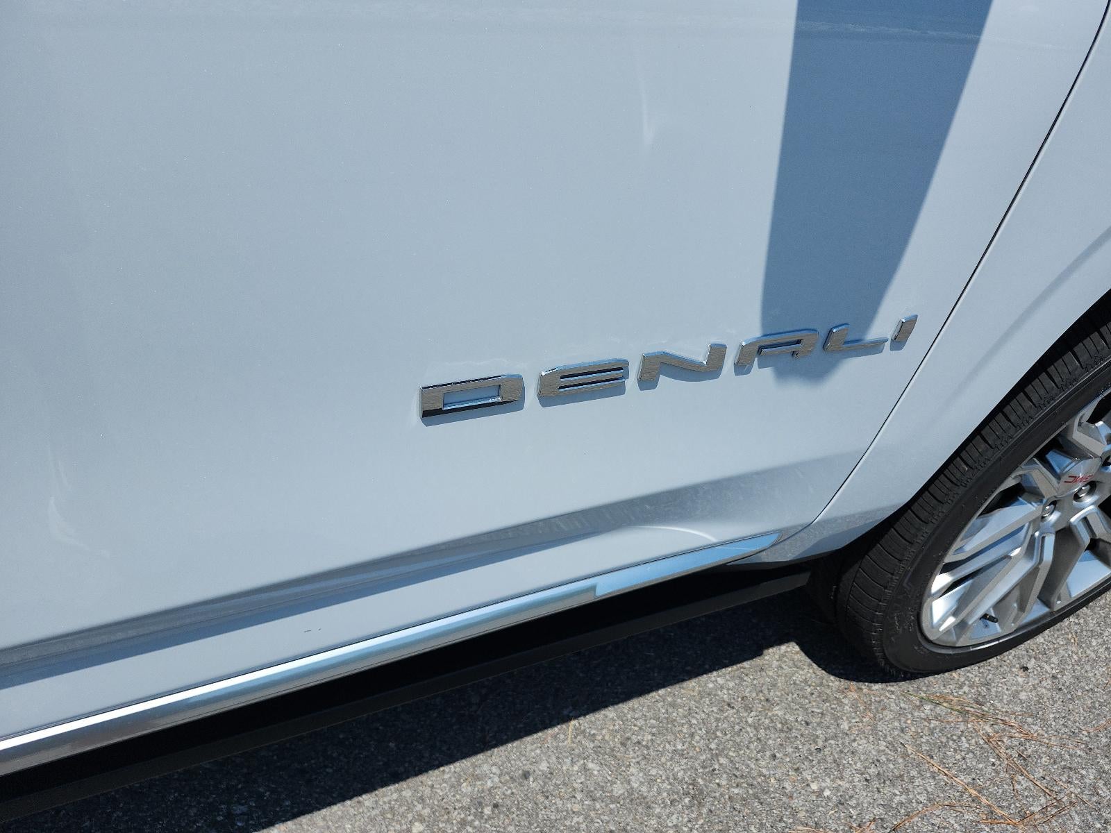 2026 GMC Yukon 4WD 4dr Denali