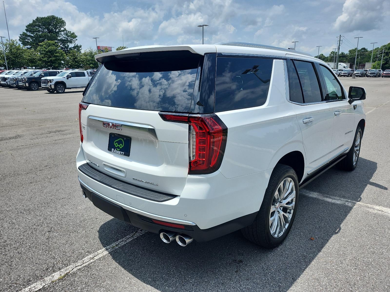 2024 GMC Yukon Denali