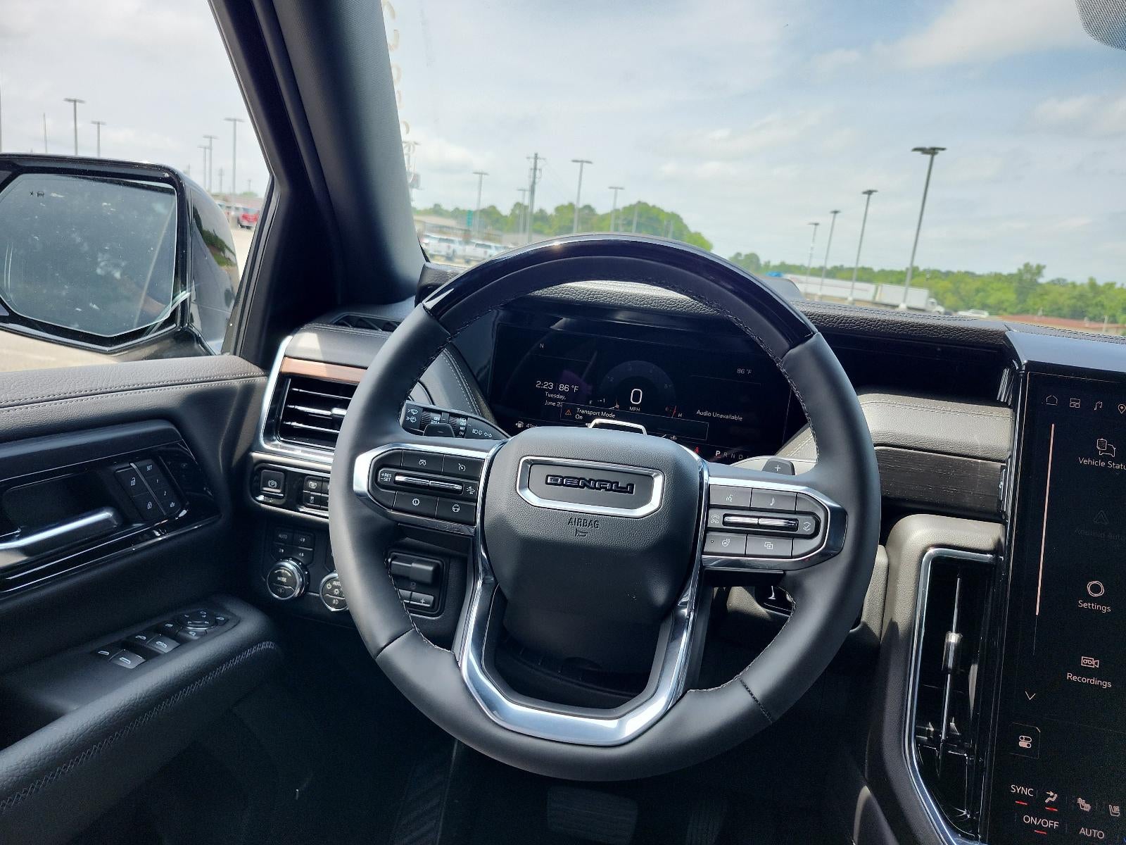 2026 GMC Yukon Denali - Photo 12