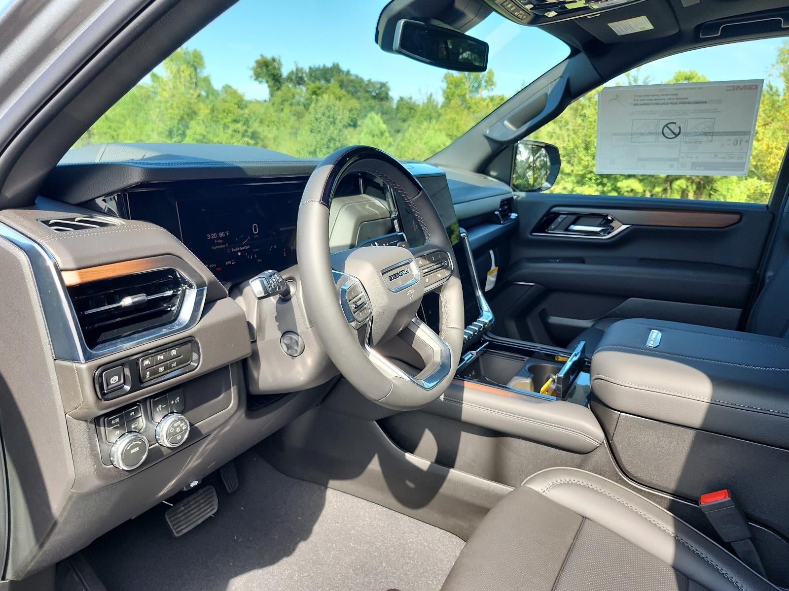 2027 GMC Yukon 4WD 4dr Denali
