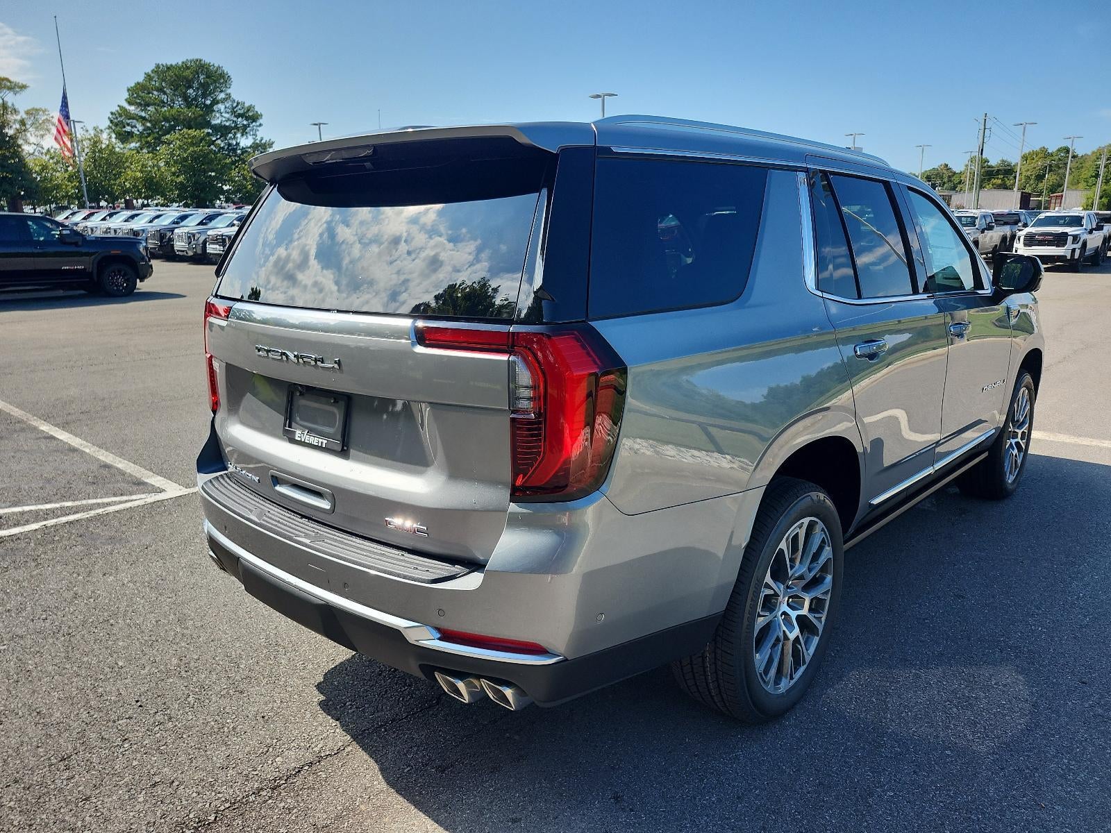 2027 GMC Yukon 4WD 4dr Denali