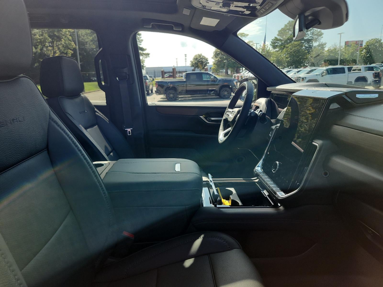 2027 GMC Yukon 4WD 4dr Denali