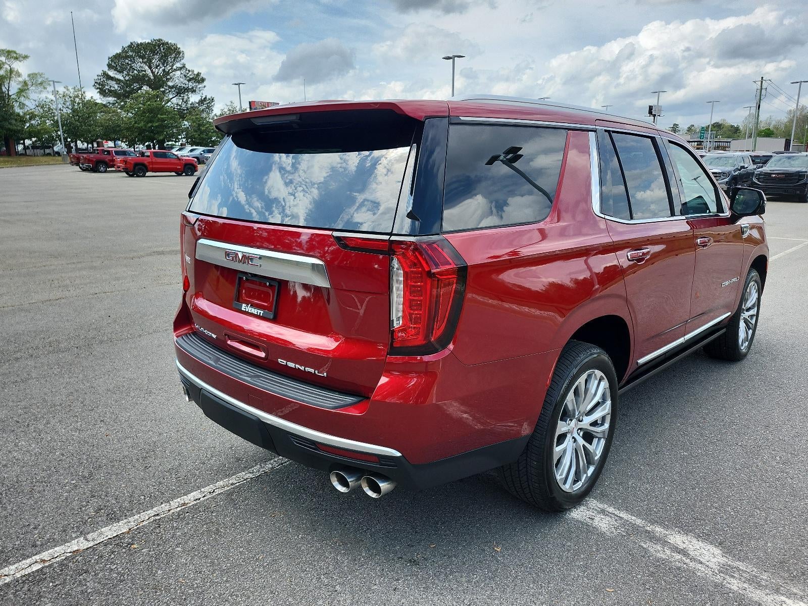 2024 GMC Yukon Denali