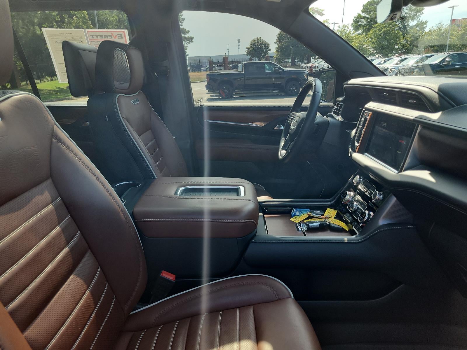 2024 GMC Yukon Denali Ultimate
