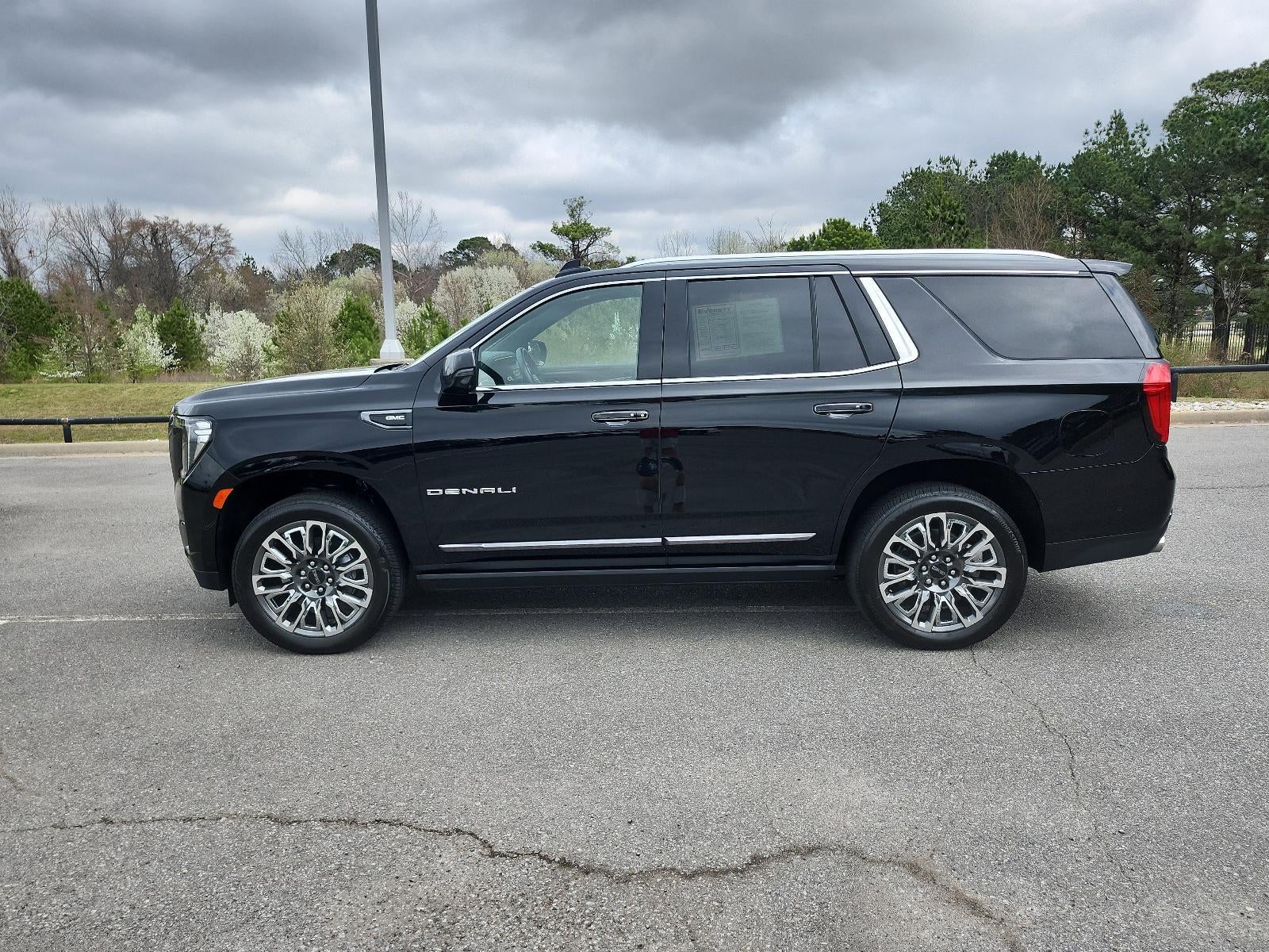 2024 GMC Yukon Denali Ultimate