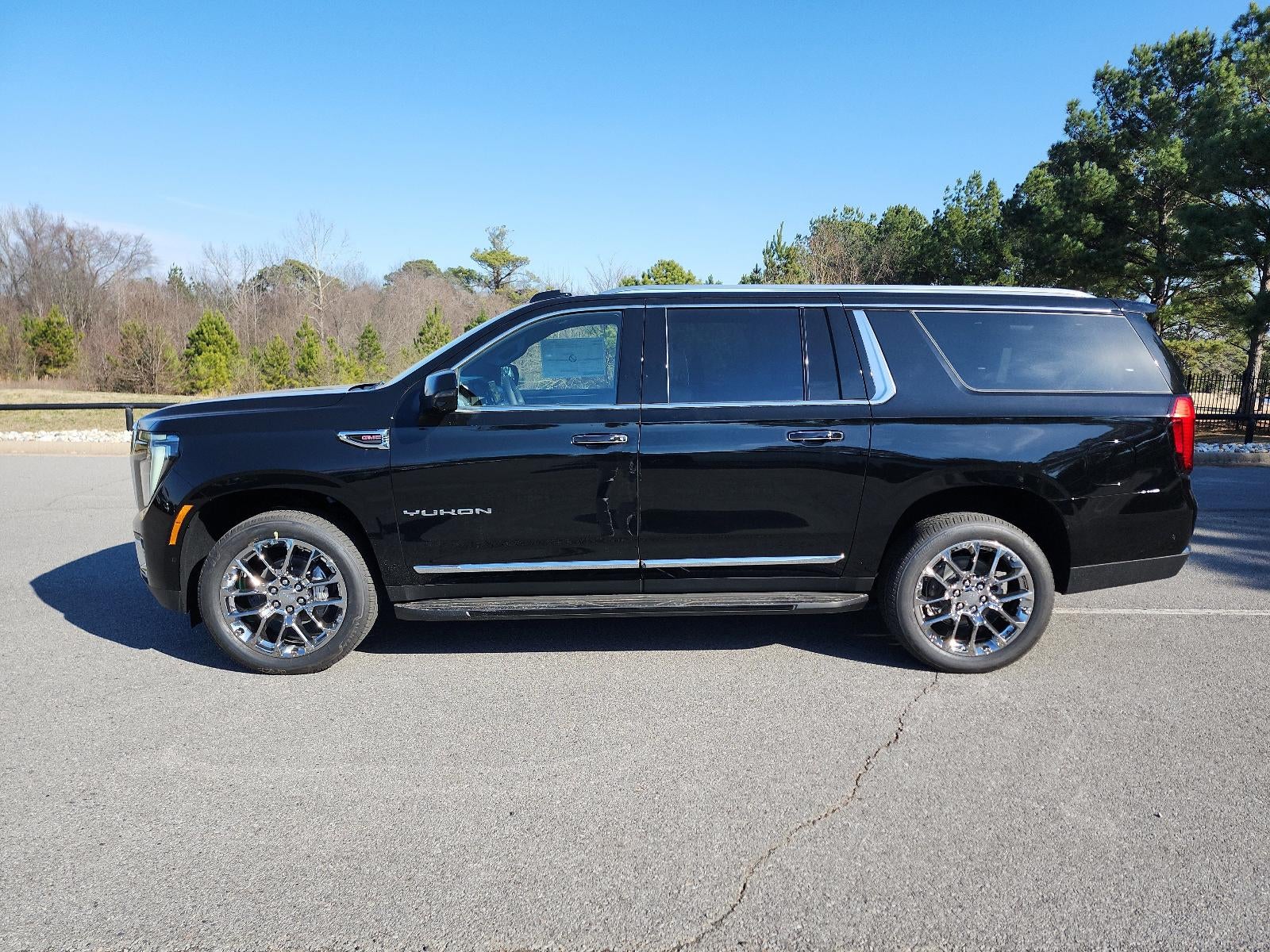 2026 GMC Yukon XL 4WD 4dr Elevation