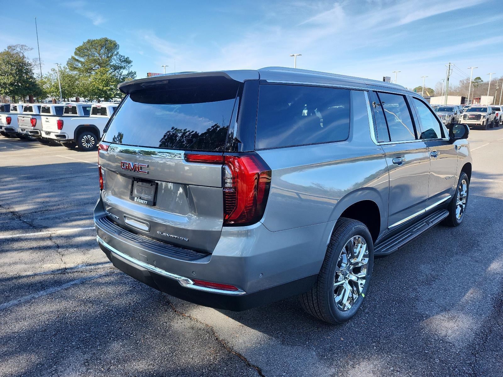 2026 GMC Yukon XL 4WD 4dr Elevation