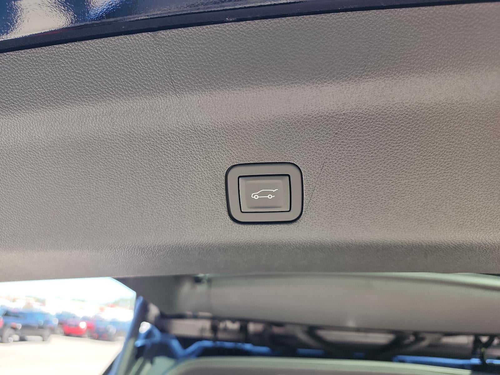 2026 GMC Yukon XL 4WD 4dr Elevation