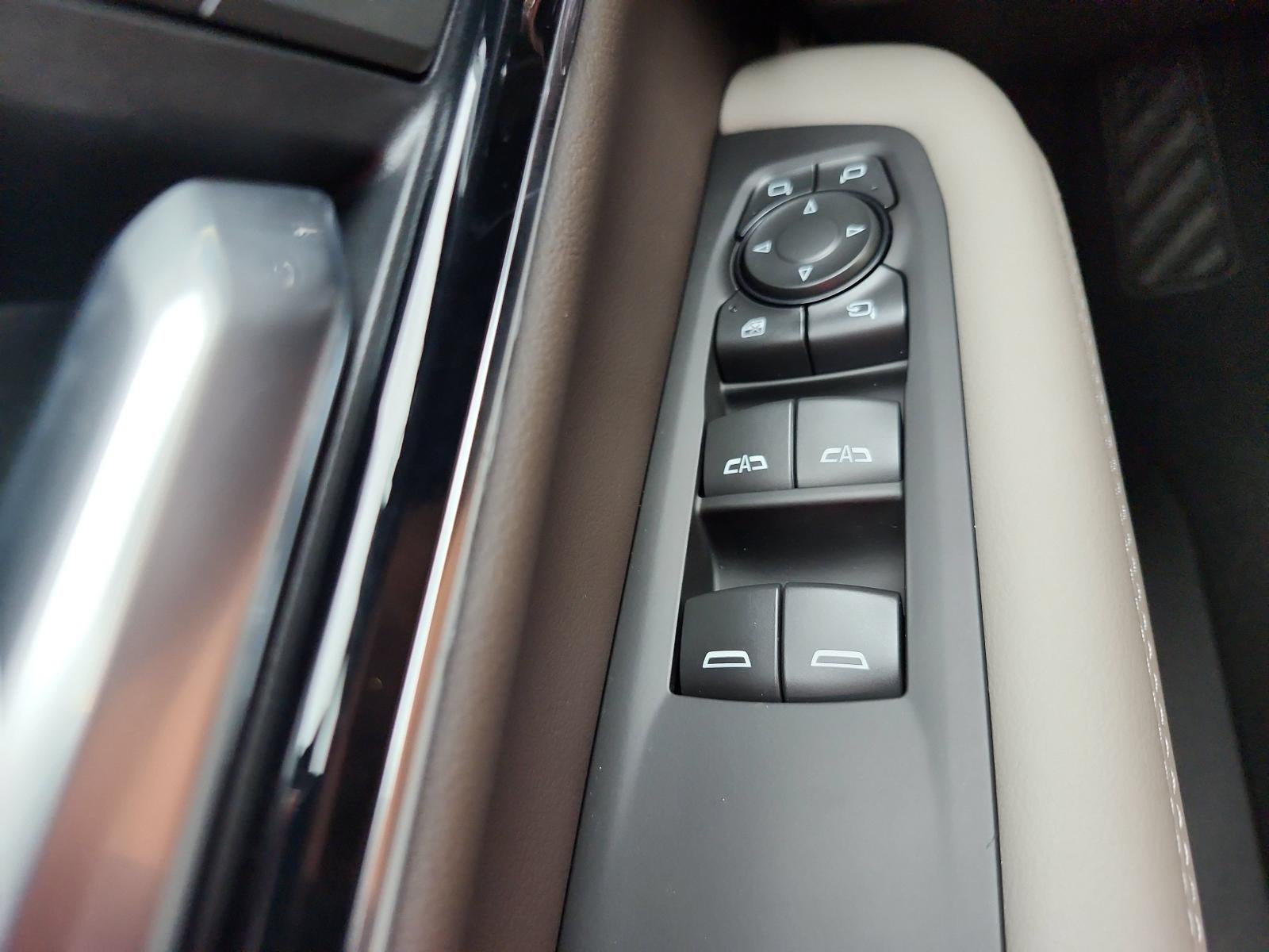 2026 GMC Yukon XL 4WD 4dr Elevation