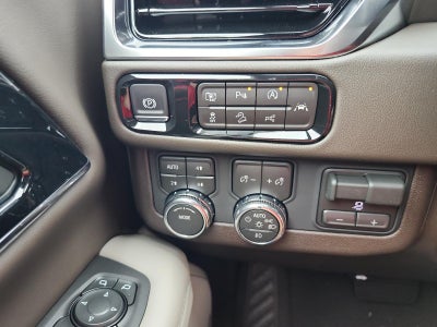 2026 GMC Yukon XL 4WD 4dr Elevation